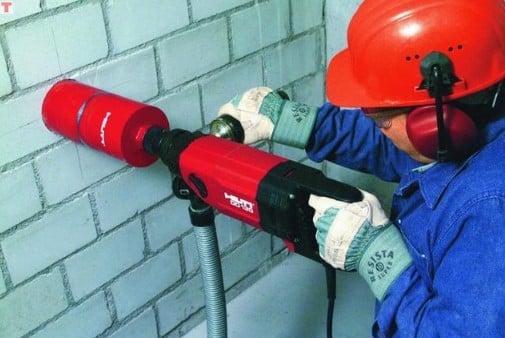 perçage d'un mur